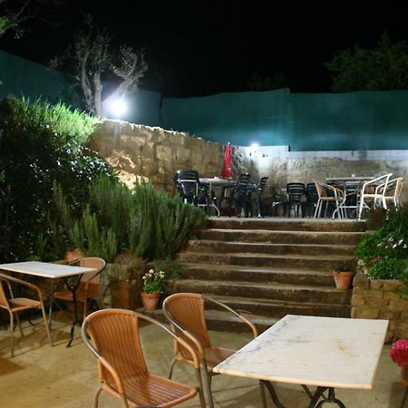 Hostal La Fuente Buera エクステリア 写真